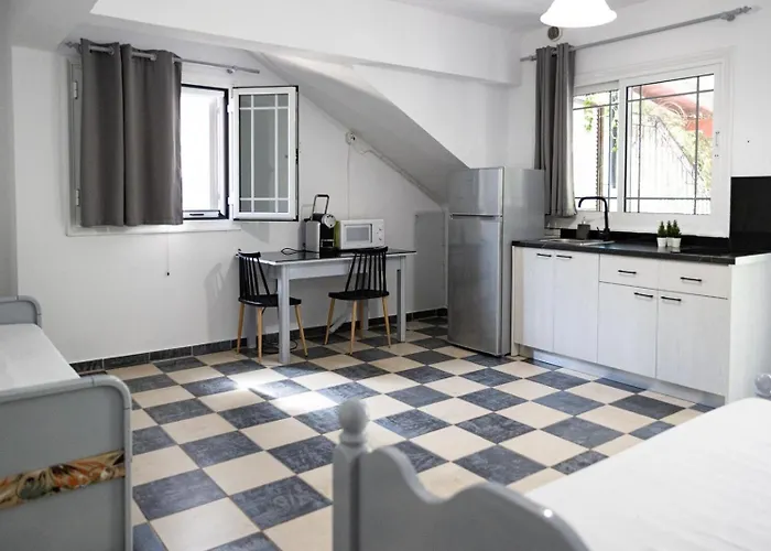 Koala Place 3* Василики